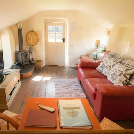 The Bothy At Woodend With Views Of Scafell * Broughton in Furness